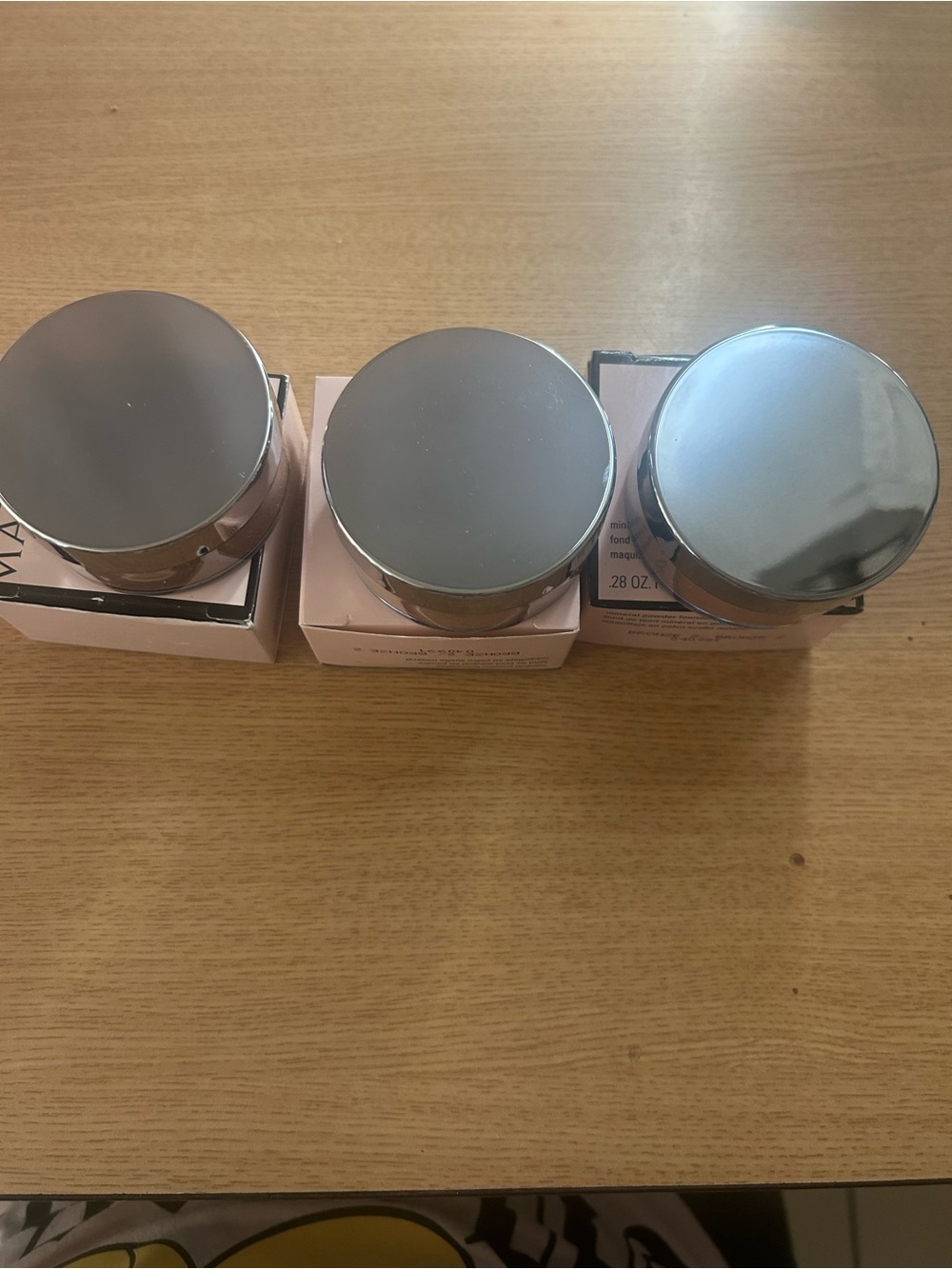 Mary Kay Mineral Powder Foundation Boxes - Light Cream - Picture 3 of 4